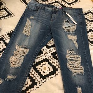 NWT Ripped Cello Slim Straight Leg Jeans Size 13